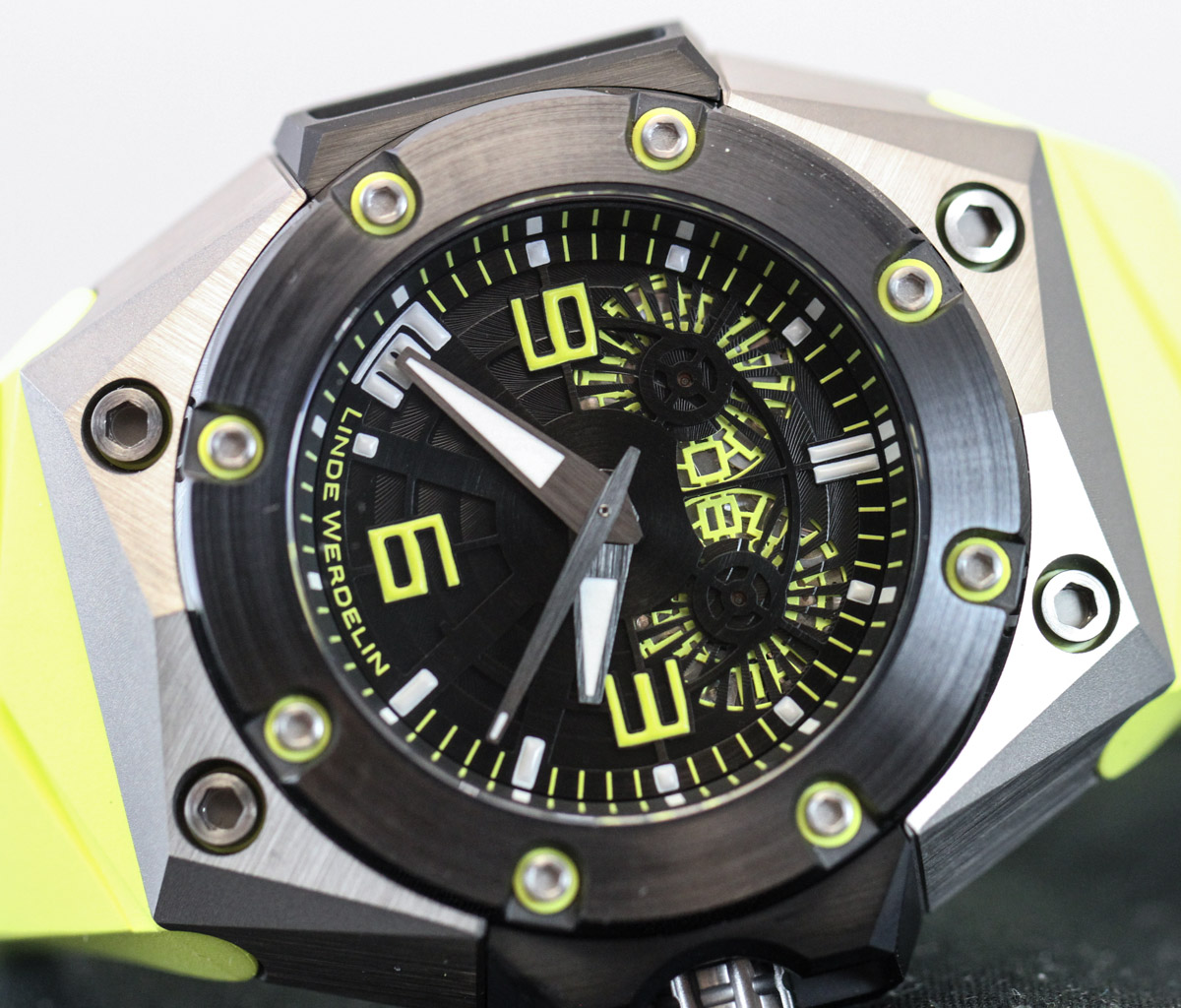 Linde Werdelin Oktopus II Watch Review Wrist Time Reviews 